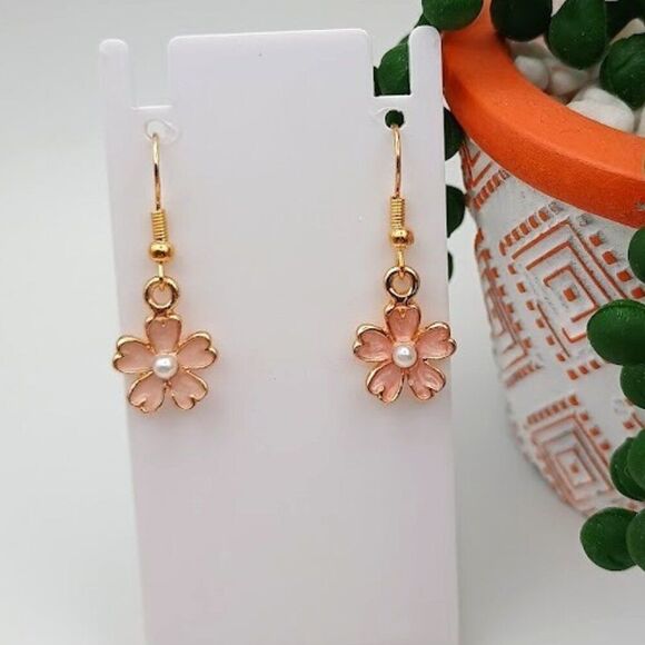 Jewelry - Small Pink Flower w/ Center Pearl Drop Earrings